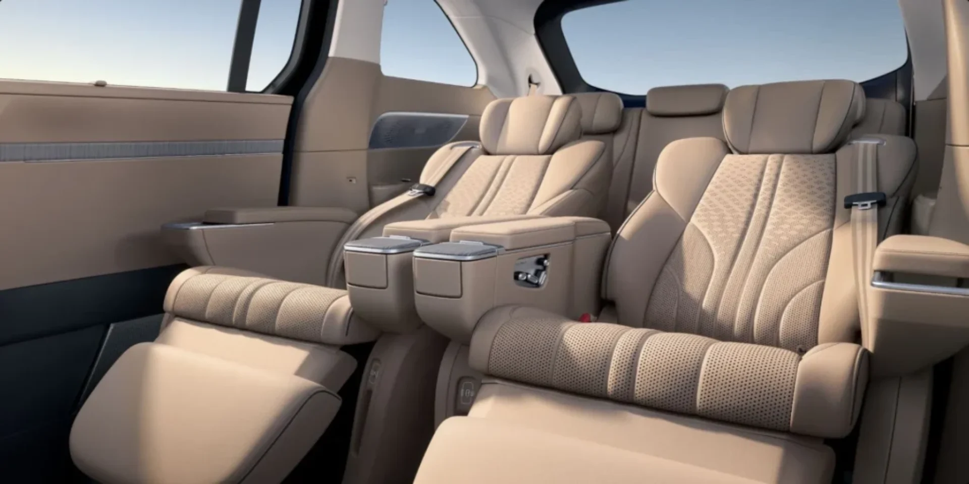 Zero Gravity seats support 14-way adjustment